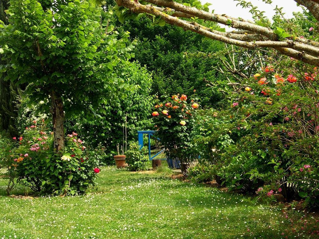 Bed and Breakfast Le Colombier Villeneuve-sur-Lot Exterior foto
